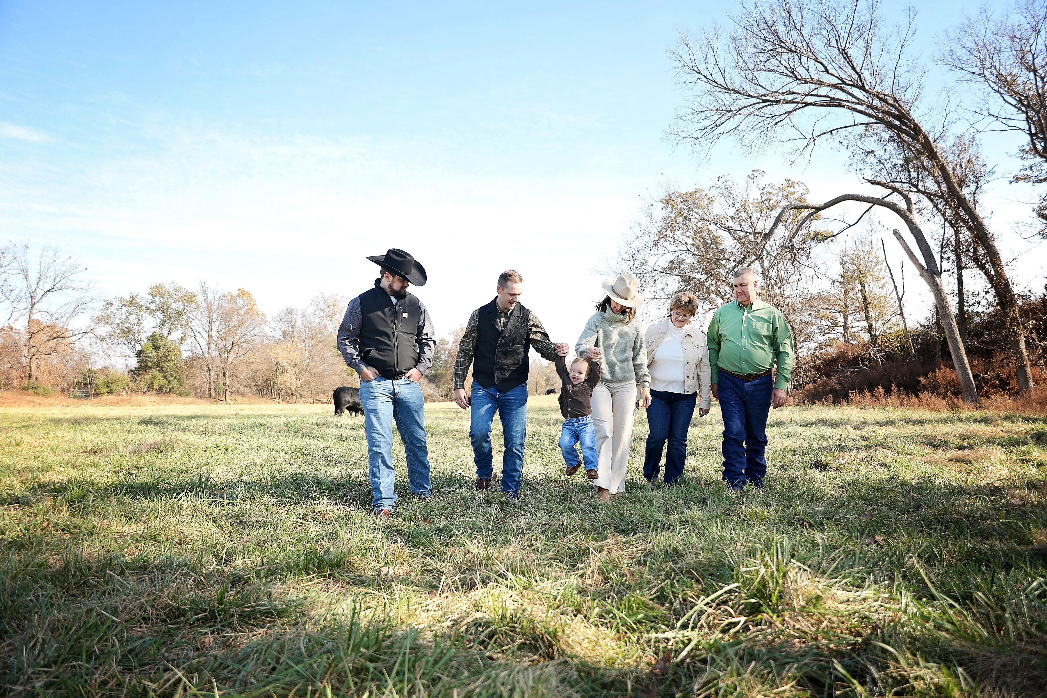 full family walking_bc097